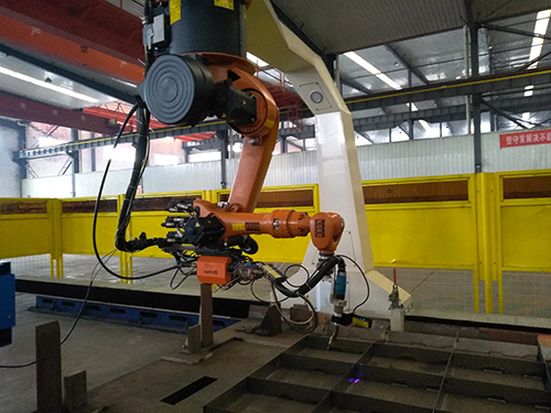 創(chuàng)想激光視覺焊縫跟蹤傳感器，助力中厚板焊接智能化